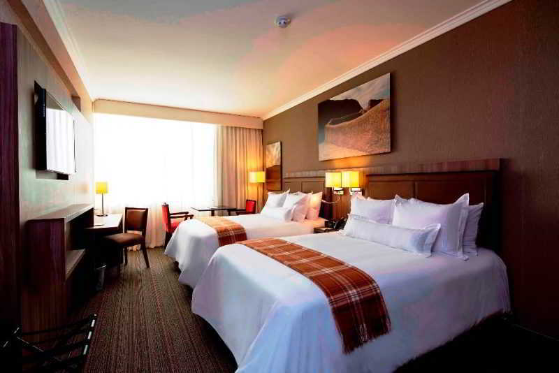 Casa Andina Premium Trujillo Hotel Encalada Bagian luar foto