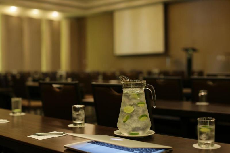 Casa Andina Premium Trujillo Hotel Encalada Bagian luar foto
